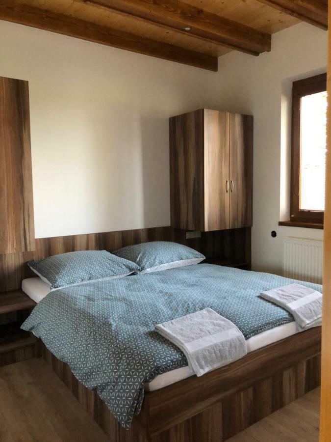 Nero Apartman Veľký Meder Bagian luar foto