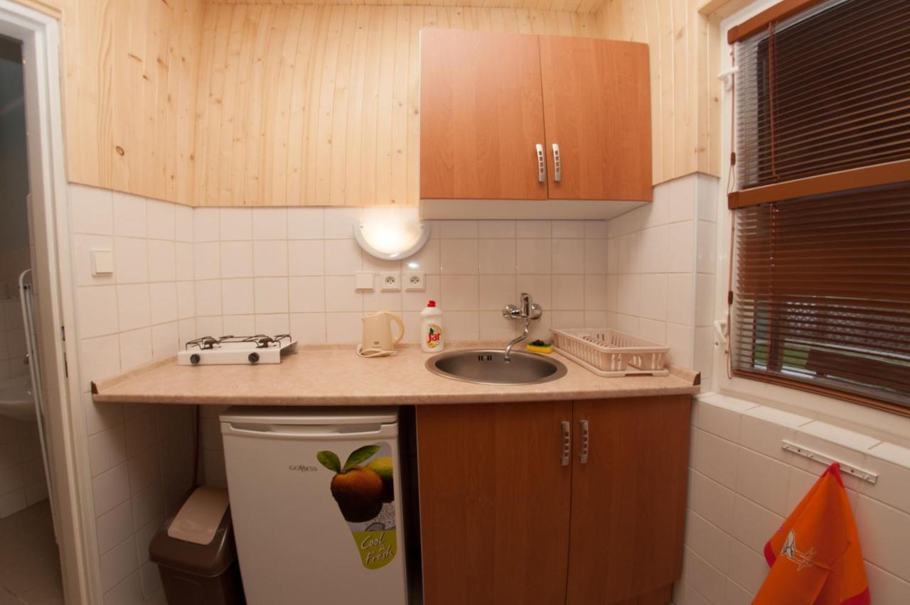 Nero Apartman Veľký Meder Bagian luar foto